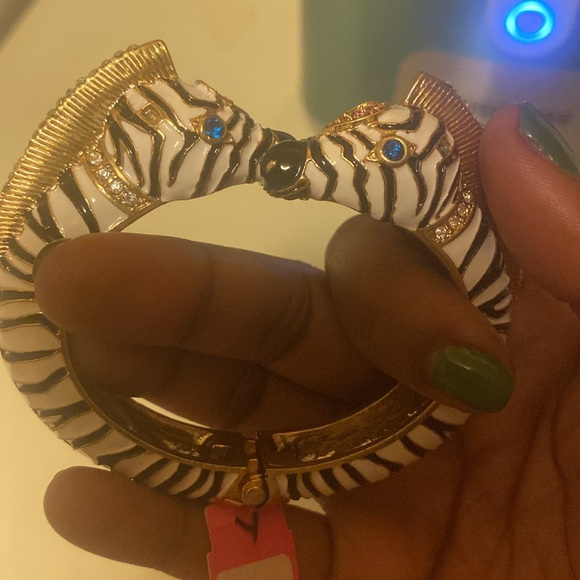 Vintage zebra Betsy johnson - Picture 6 of 6